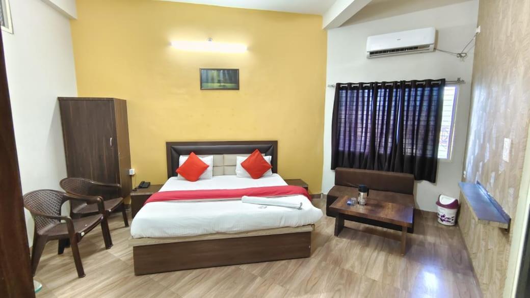 Hotel Shivanjali Palace Ujjain Exterior photo