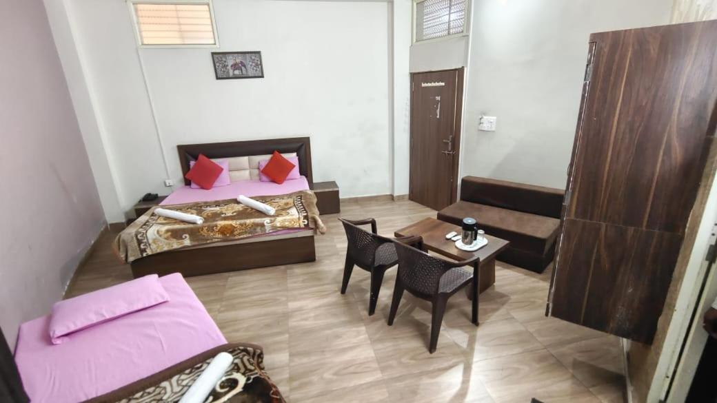 Hotel Shivanjali Palace Ujjain Exterior photo