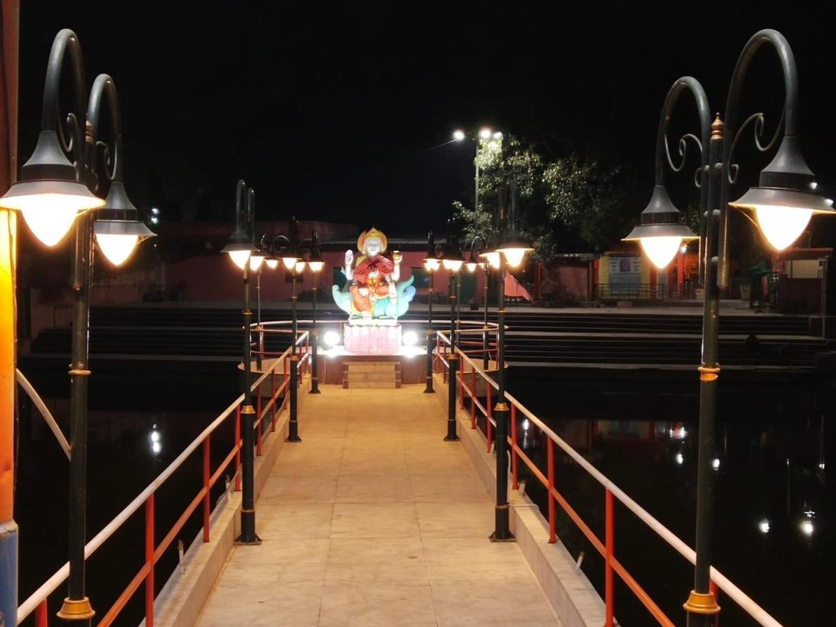 Hotel Shivanjali Palace Ujjain Exterior photo