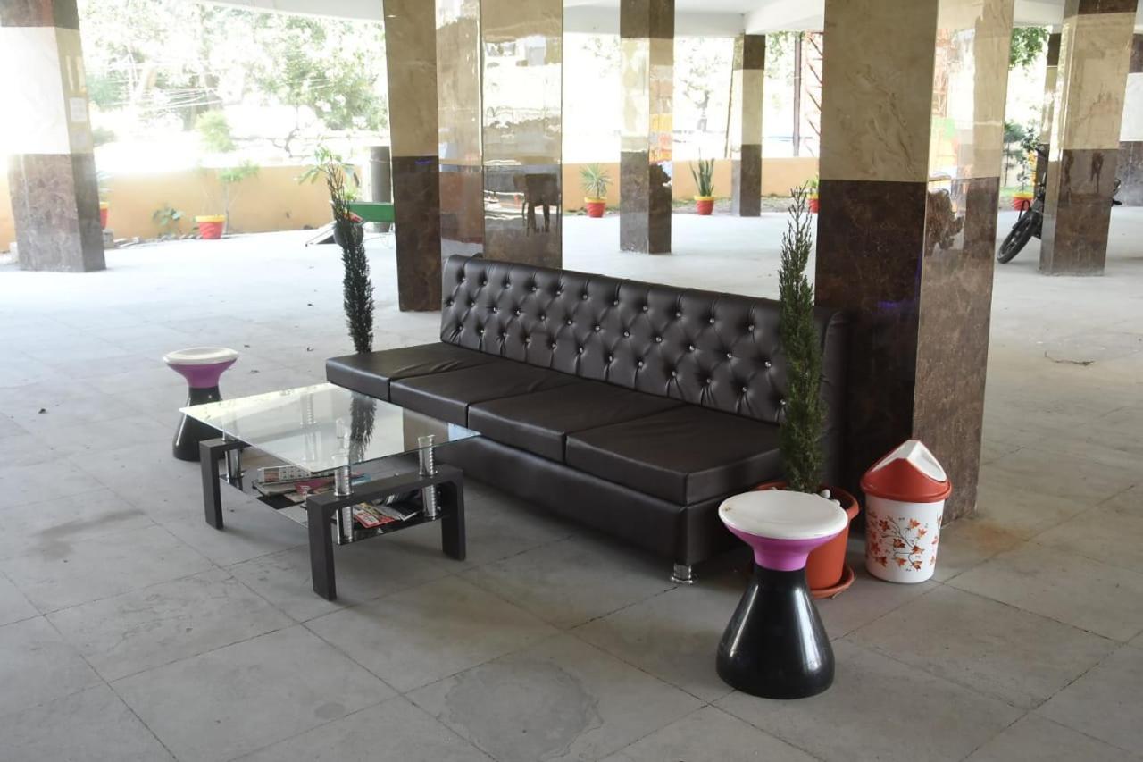 Hotel Shivanjali Palace Ujjain Exterior photo