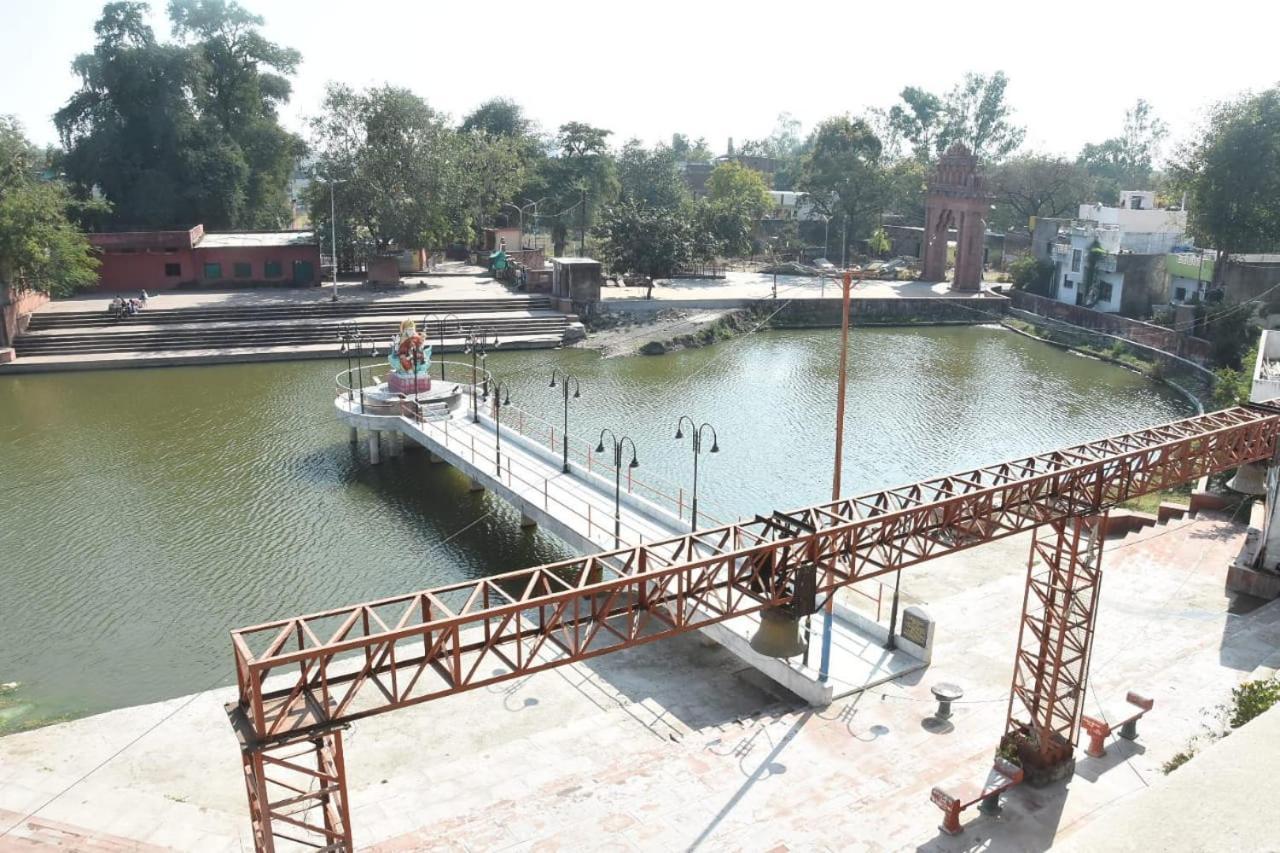 Hotel Shivanjali Palace Ujjain Exterior photo