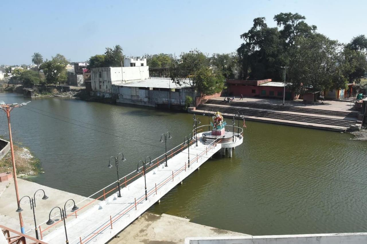 Hotel Shivanjali Palace Ujjain Exterior photo