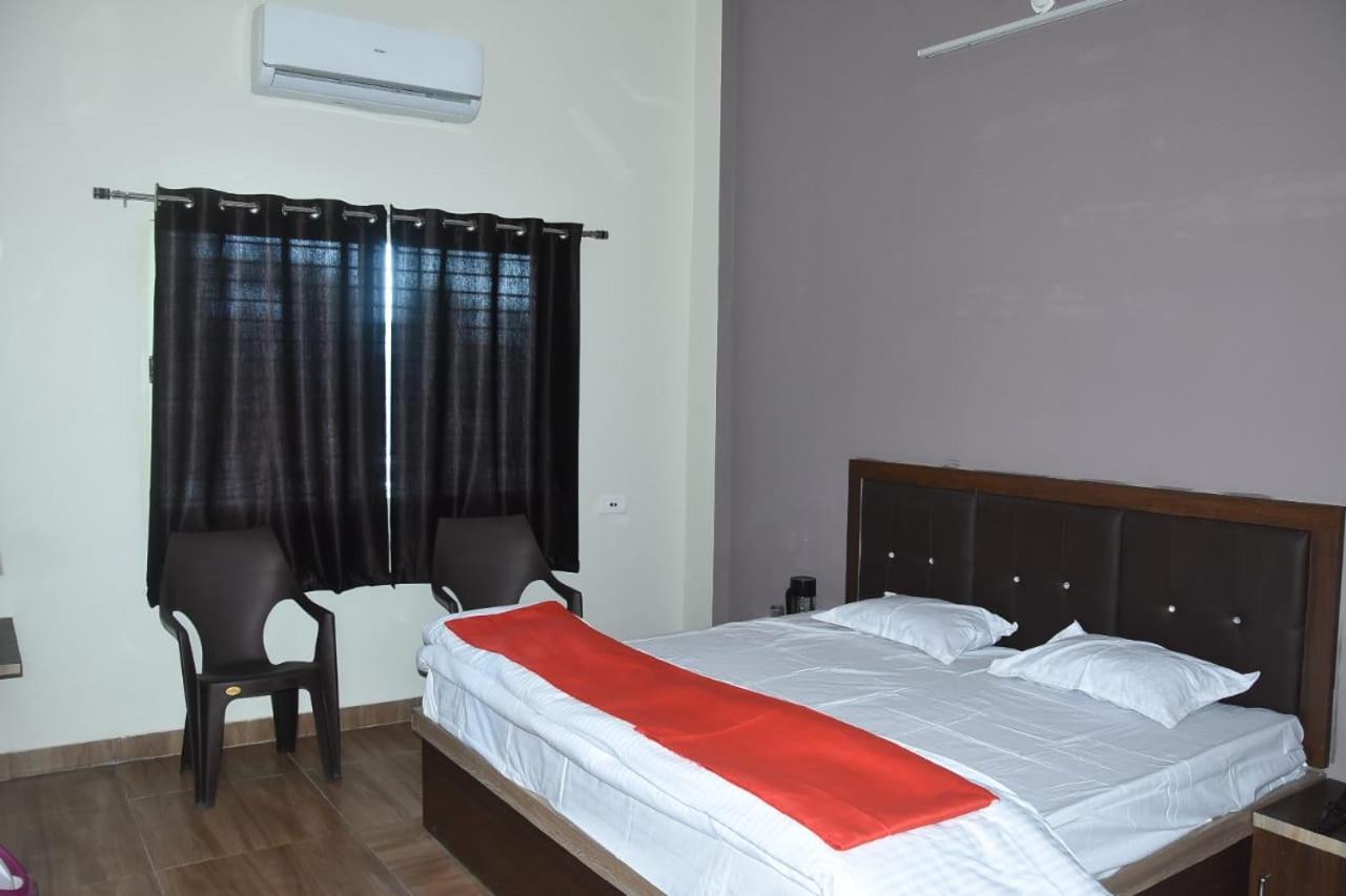 Hotel Shivanjali Palace Ujjain Exterior photo